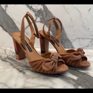 Veronica Beard heels